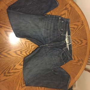 Levi Jeans Boot Cut!!